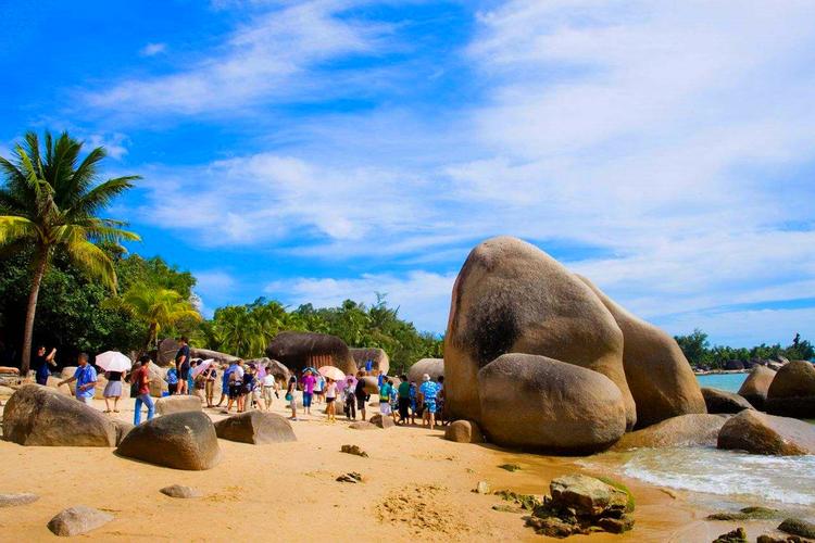 海南旅游攻略-海南旅游攻略必去景点推荐一下