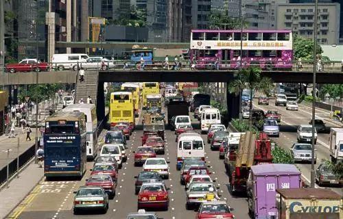 香港汽车为什么堵车（香港为什么没堵车）